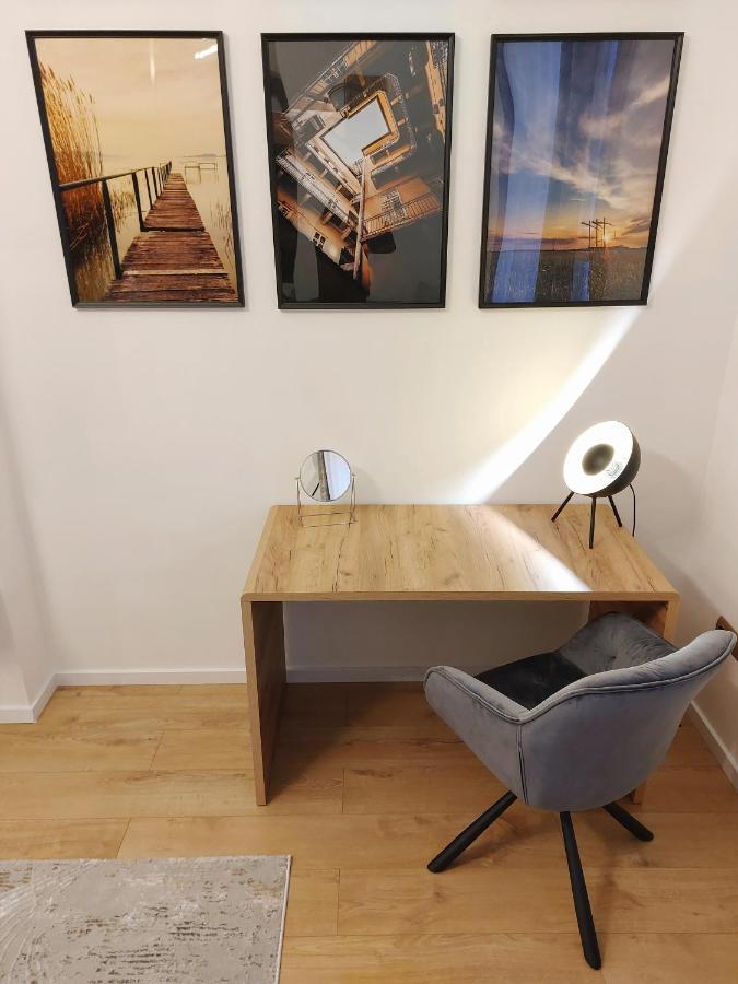 Square 16 Apartman - Absolutely Central Location With Self Check In Szombathely Eksteriør billede