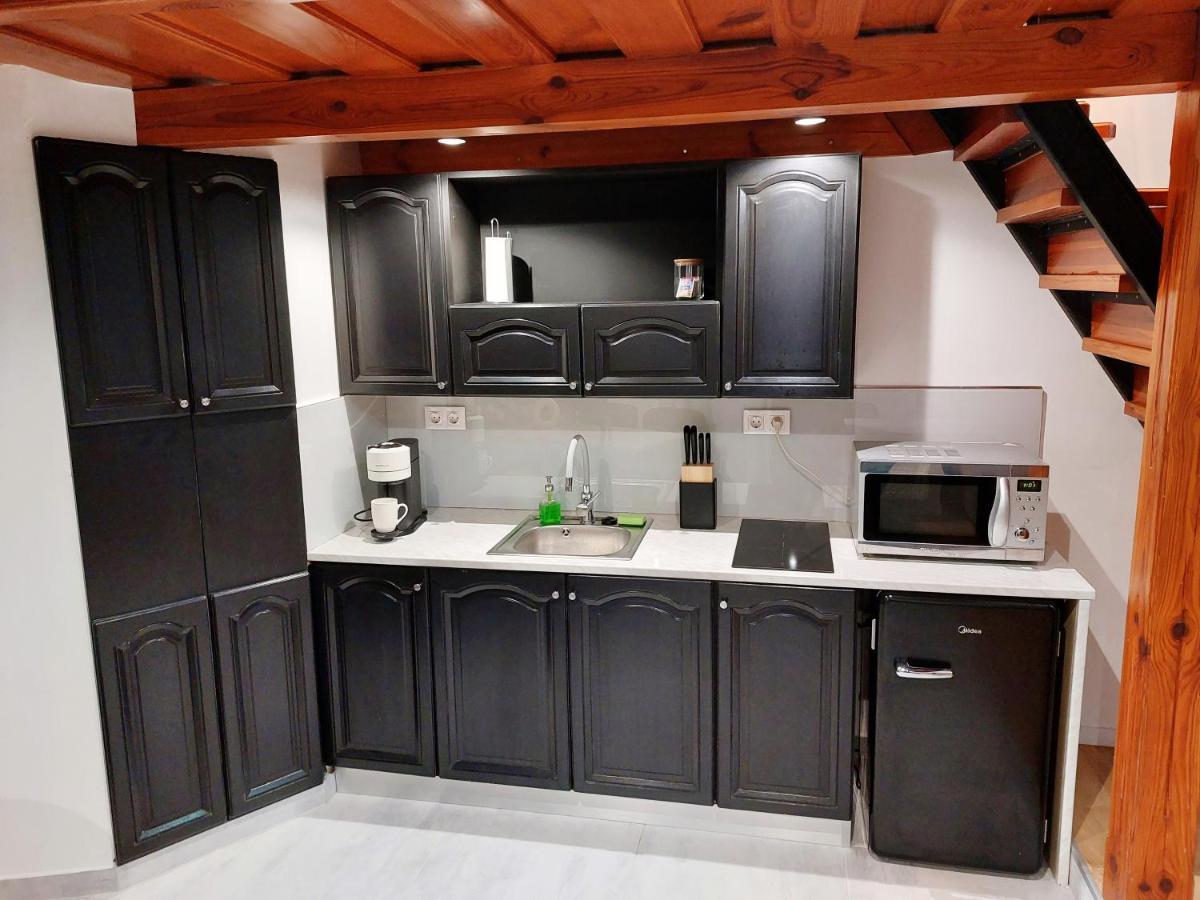 Square 16 Apartman - Absolutely Central Location With Self Check In Szombathely Eksteriør billede